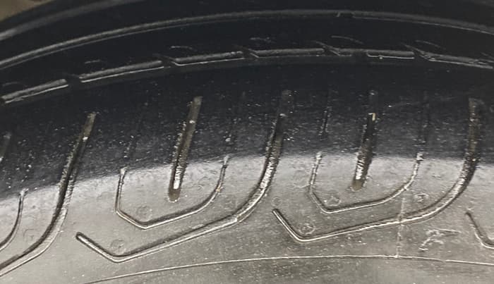 2018 Honda Amaze 1.5L I-DTEC S, Diesel, Manual, 74,225 km, Right Front Tyre Tread