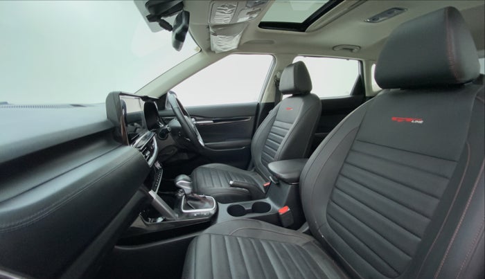2020 KIA SELTOS GTX + AT PETROL, Petrol, Automatic, 9,417 km, Right Side Front Door Cabin