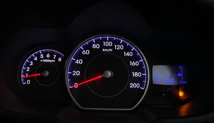 2015 Hyundai i10 MAGNA 1.1, CNG, Manual, 1,00,971 km, Odometer Image