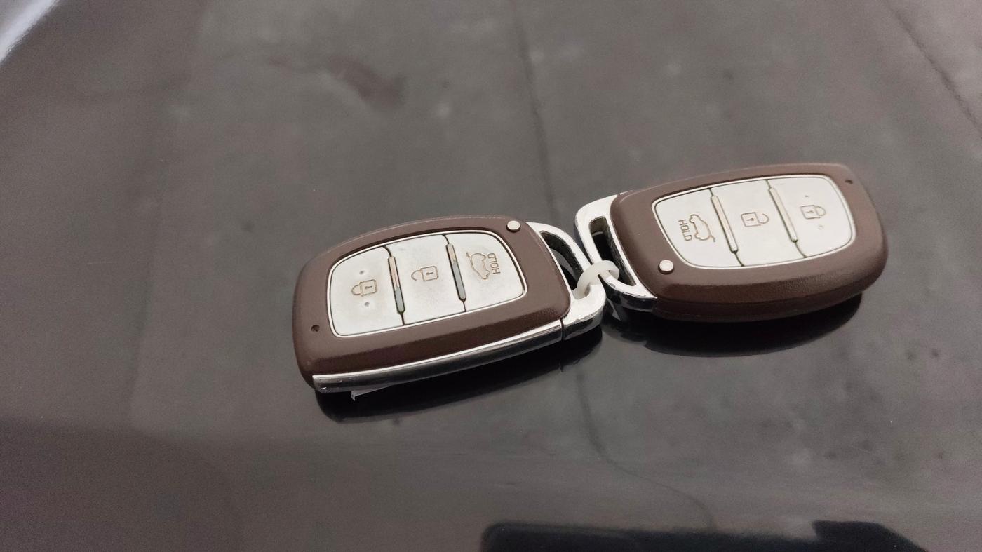 2016 Hyundai Creta SX PLUS 1.6 PETROL, Petrol, Manual, 92,189 km, Key Close Up