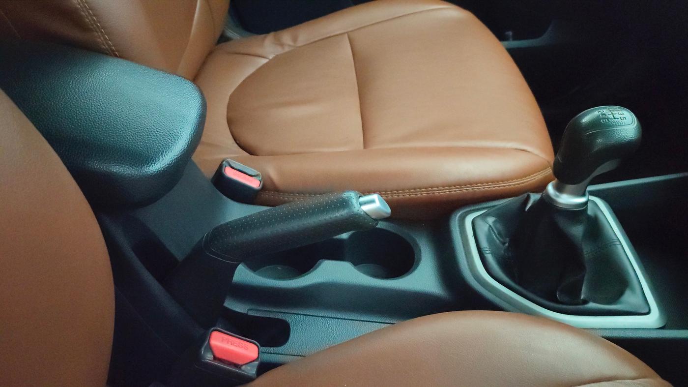 2016 Hyundai Creta SX PLUS 1.6 PETROL, Petrol, Manual, 92,189 km, Gear Lever