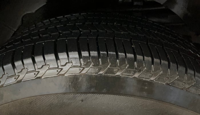 2019 Mahindra XUV500 W7 AT, Diesel, Automatic, 61,362 km, Left Rear Tyre Tread