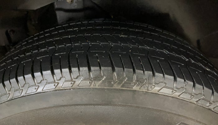 2019 Mahindra XUV500 W7 AT, Diesel, Automatic, 61,362 km, Right Rear Tyre Tread