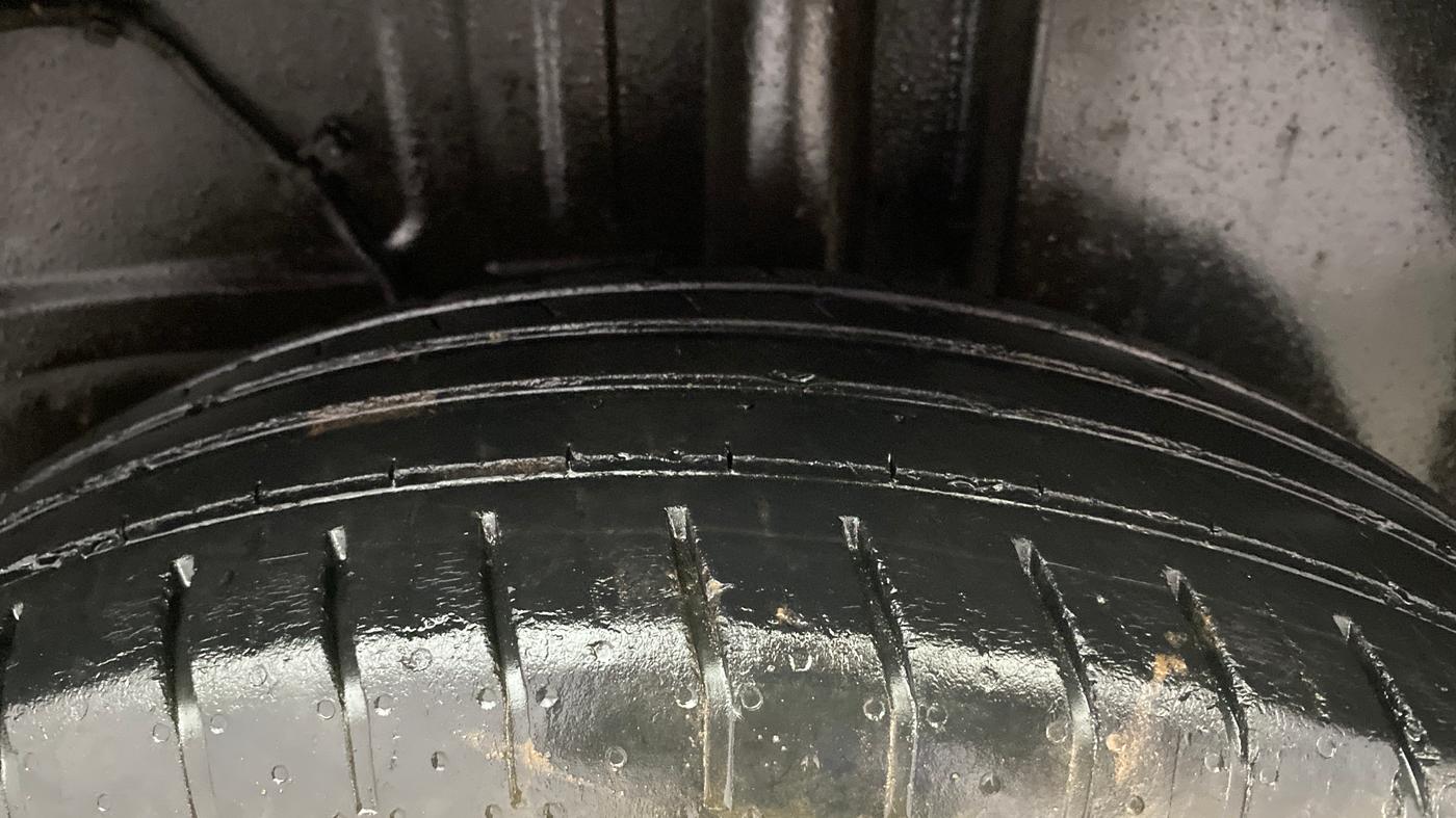 2022 Tata PUNCH PURE MT, Petrol, Manual, 72,712 km, Left Rear Tyre Tread