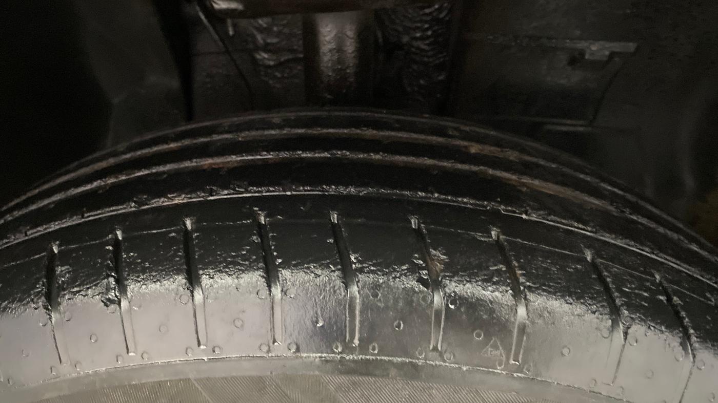2022 Tata PUNCH PURE MT, Petrol, Manual, 72,712 km, Right Front Tyre Tread