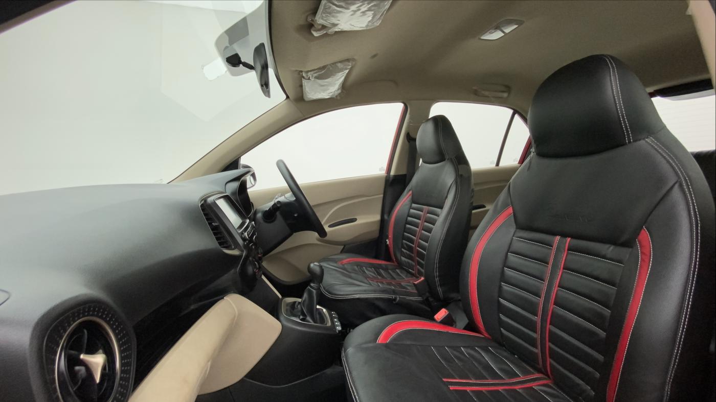 2019 Hyundai NEW SANTRO SPORTZ MT, Petrol, Manual, 31,182 km, Right Side Front Door Cabin