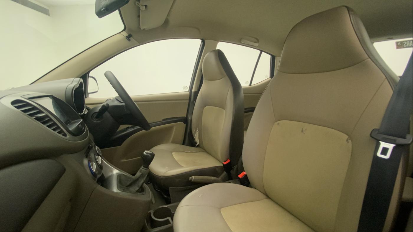 2015 Hyundai i10 MAGNA 1.1, Petrol, Manual, 55,760 km, Right Side Front Door Cabin