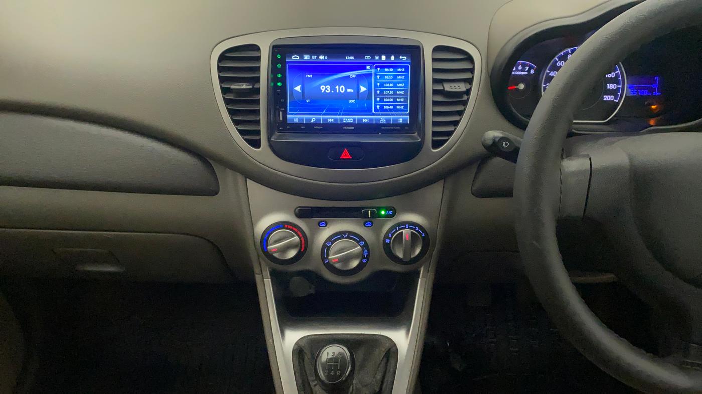 2015 Hyundai i10 MAGNA 1.1, Petrol, Manual, 55,760 km, Air Conditioner