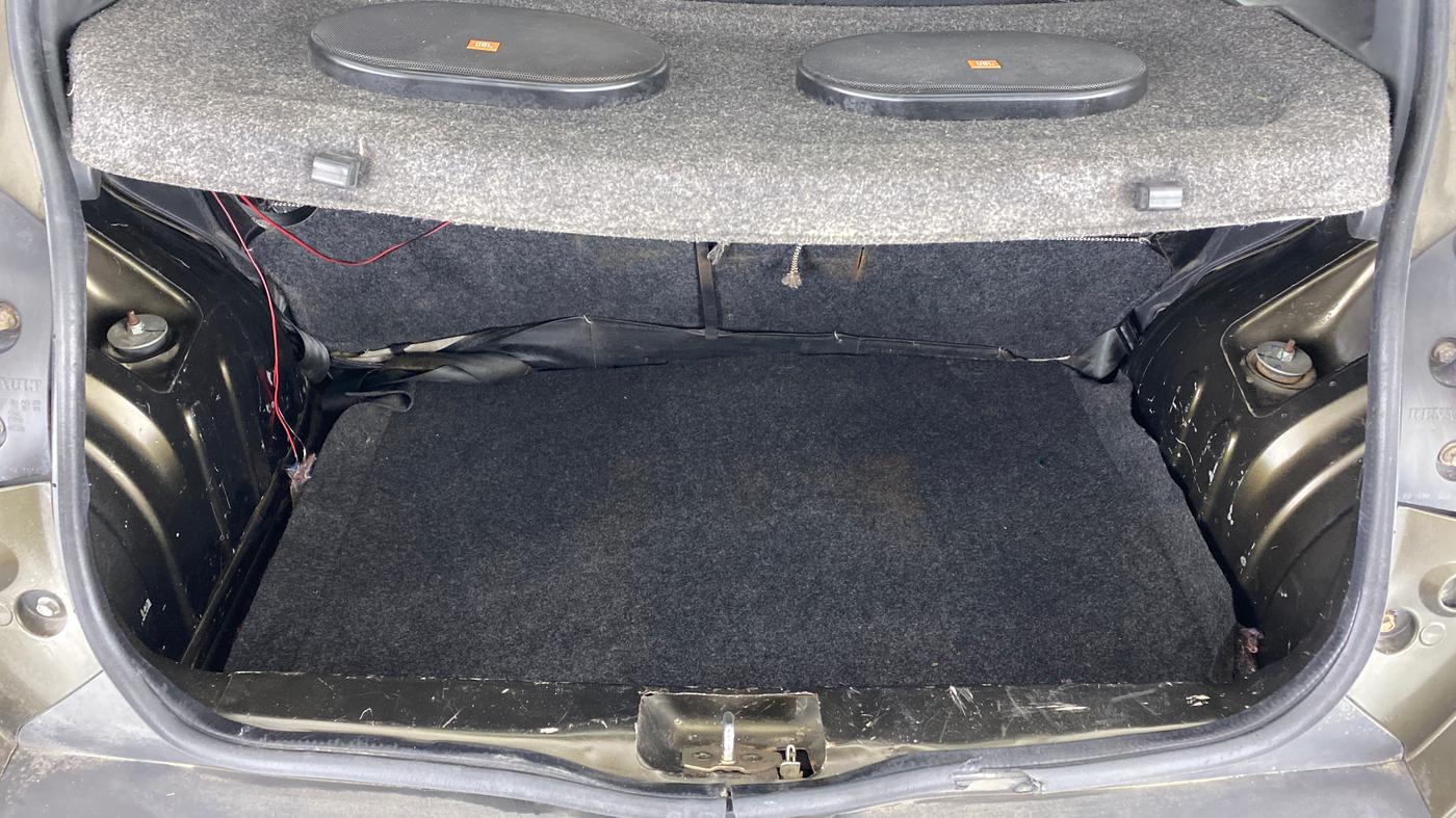 2016 Renault Kwid RXT, Petrol, Manual, 92,744 km, Boot Inside