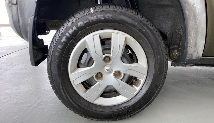 2016 Renault Kwid RXT, Petrol, Manual, 92,744 km, Right Rear Wheel