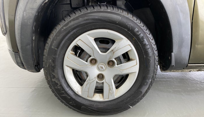 2016 Renault Kwid RXT, Petrol, Manual, 92,744 km, Left Front Wheel