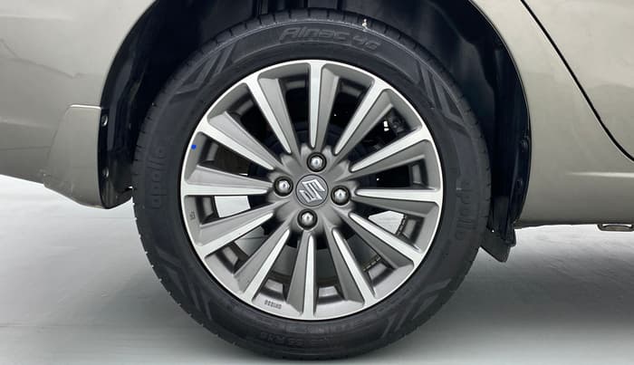 2020 Maruti Ciaz ALPHA 1.5 MT VTVT SHVS, Petrol, Manual, 5,814 km, Right Rear Wheel