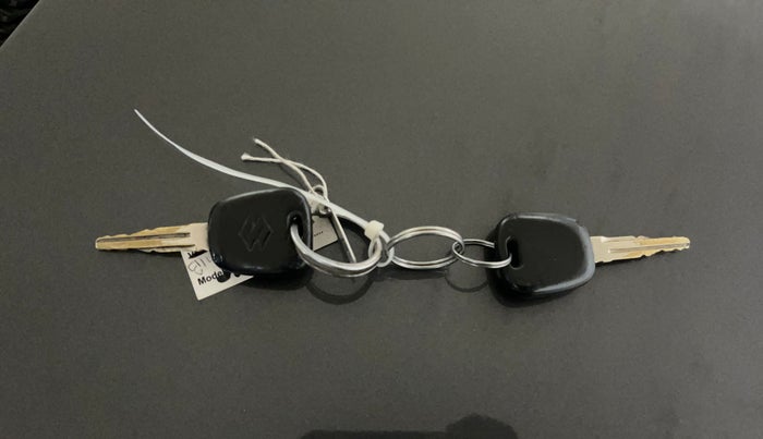 2016 Maruti Alto 800 LXI, Petrol, Manual, 65,194 km, Key Close Up