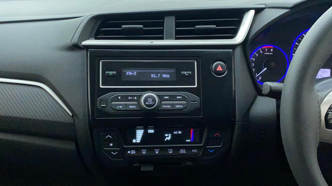 2017 Honda Brio S MT, Petrol, Manual, 46,375 km, Air Conditioner