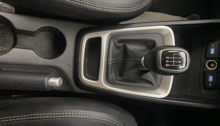 2022 Hyundai VENUE SX 1.0 TURBO, Petrol, Manual, 58,032 km, Gear Lever