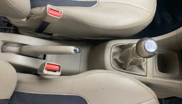 2016 Maruti Ertiga ZDI SHVS, Diesel, Manual, 60,376 km, Gear Lever