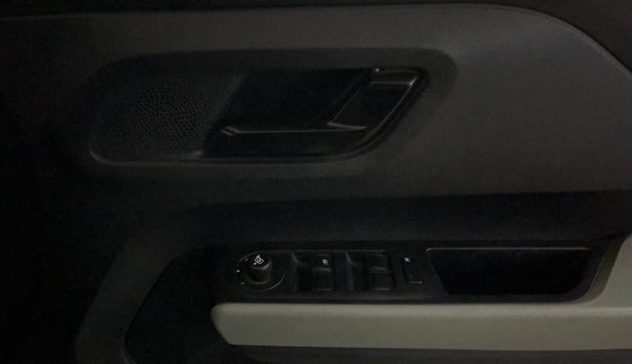 2022 Tata PUNCH  ACCOMPLISHED AMT CAMO EDITION, Petrol, Automatic, 16,069 km, Driver Side Door Panels Control