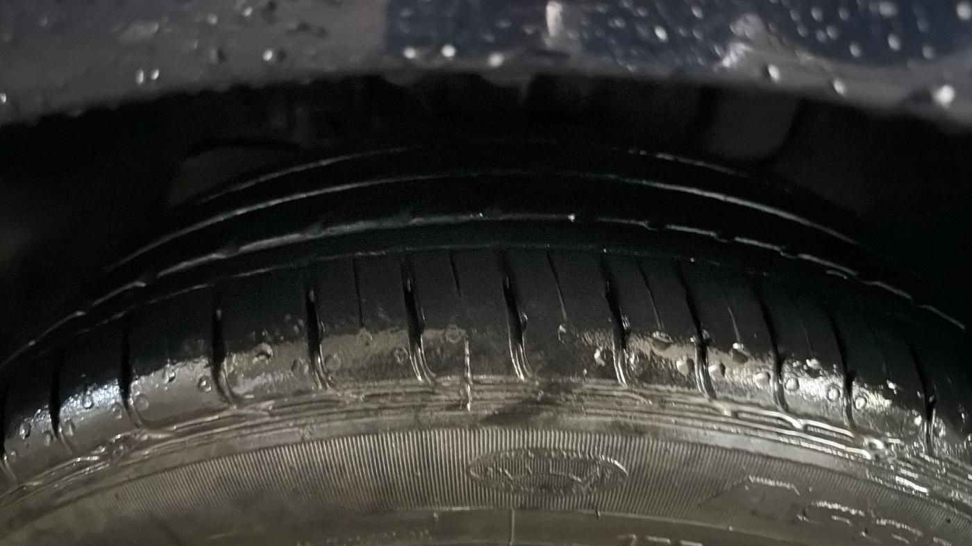 2018 Tata TIGOR XZA PETROL, Petrol, Automatic, 23,812 km, Left Front Tyre Tread
