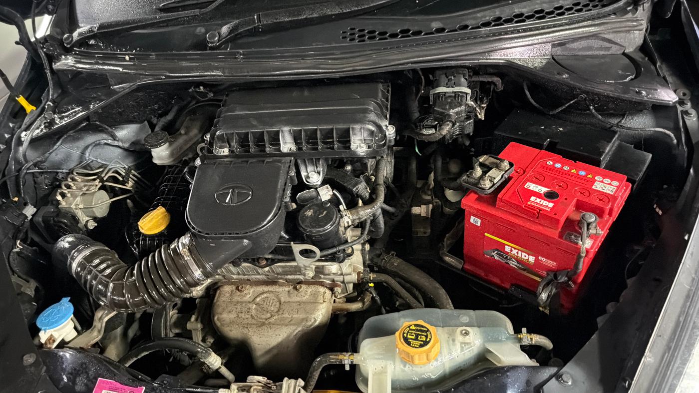 2018 Tata TIGOR XZA PETROL, Petrol, Automatic, 23,812 km, Engine View - Left
