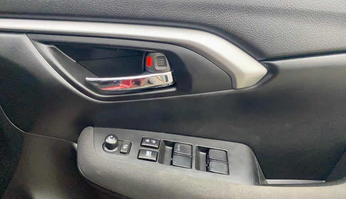 2023 Toyota URBAN CRUISER HYRYDER E NEO DRIVE, Petrol, Manual, 6,705 km, Driver Side Door Panels Control