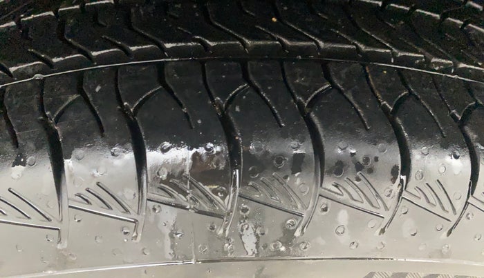 2023 Toyota URBAN CRUISER HYRYDER E NEO DRIVE, Petrol, Manual, 6,705 km, Left Front Tyre Tread