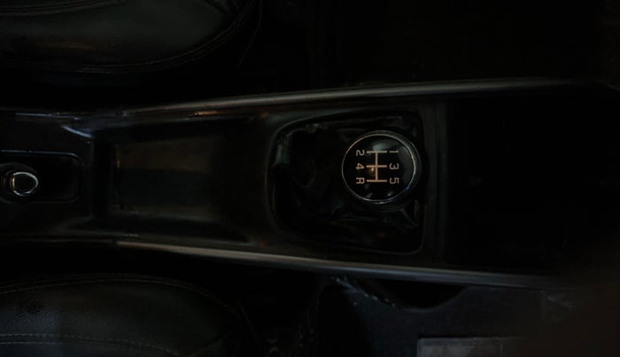 2021 Maruti Baleno ZETA PETROL 1.2, Petrol, Manual, 75,229 km, Gear Lever