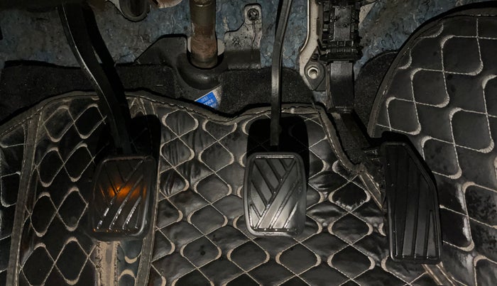 2021 Maruti Baleno ZETA PETROL 1.2, Petrol, Manual, 75,229 km, Pedals