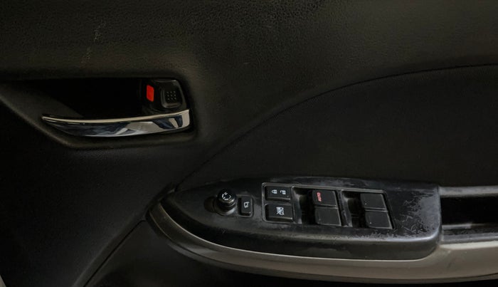 2021 Maruti Baleno ZETA PETROL 1.2, Petrol, Manual, 75,229 km, Driver Side Door Panels Control