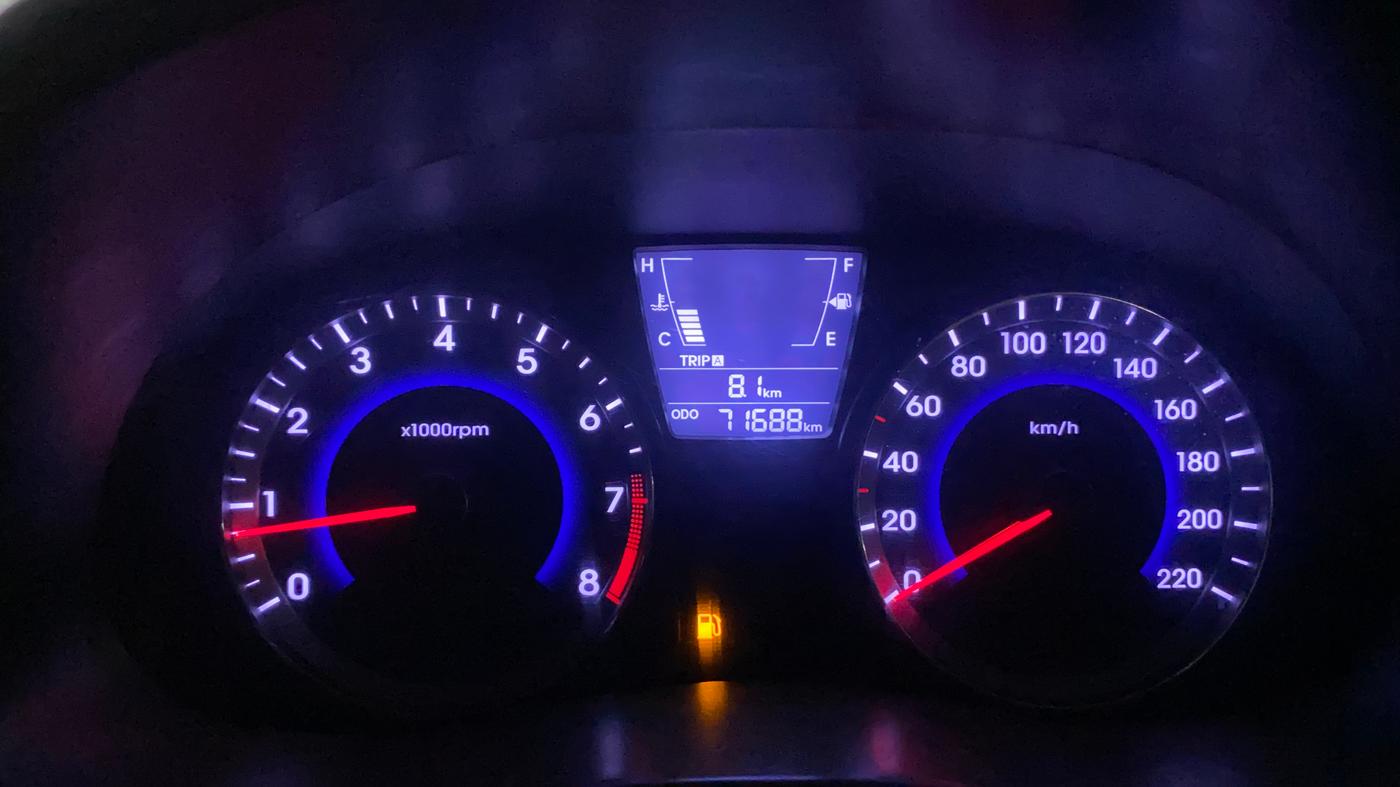 2015 Hyundai Verna FLUIDIC 4S 1.6 VTVT S, CNG, Manual, 71,680 km, Odometer Image