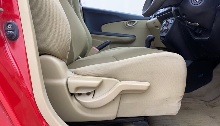 2015 Honda Brio VX AT, Petrol, Automatic, 72,371 km, Driver Side Adjustment Panel