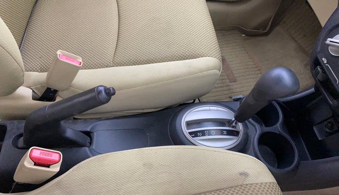 2015 Honda Brio VX AT, Petrol, Automatic, 72,371 km, Gear Lever