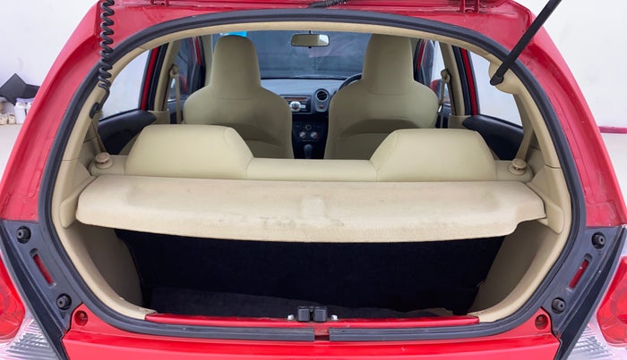 2015 Honda Brio VX AT, Petrol, Automatic, 72,371 km, Boot Inside