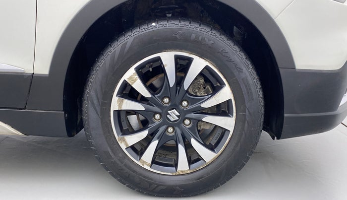 2017 Maruti S Cross ALPHA SHVS, Diesel, Manual, 28,444 km, Right Front Wheel