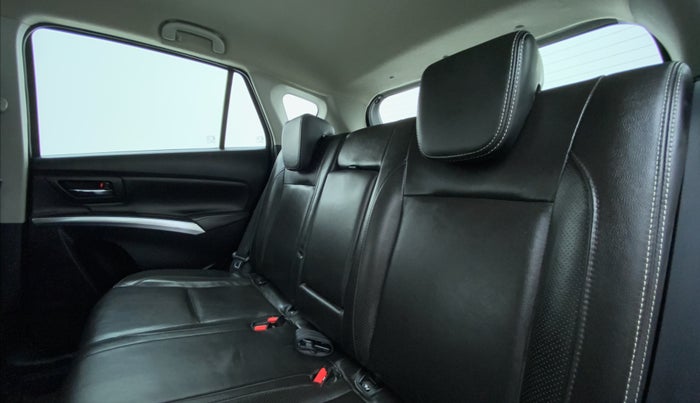 2017 Maruti S Cross ALPHA SHVS, Diesel, Manual, 28,444 km, Right Side Rear Door Cabin