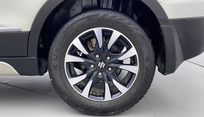 2017 Maruti S Cross ALPHA SHVS, Diesel, Manual, 28,444 km, Left Rear Wheel