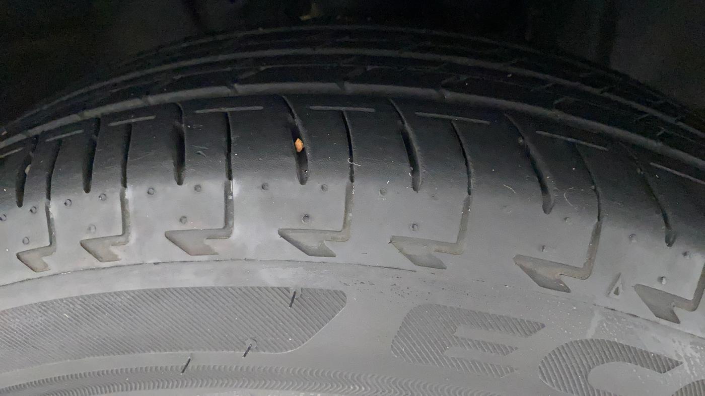 2022 Maruti Celerio ZXI, Petrol, Manual, 4,590 km, Right Front Tyre Tread