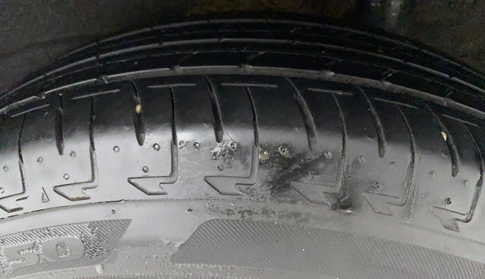 2022 Maruti Celerio ZXI, Petrol, Manual, 4,590 km, Left Rear Tyre Tread