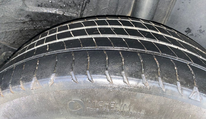 2020 Tata ALTROZ XZ PETROL, Petrol, Manual, 78,284 km, Left Rear Tyre Tread