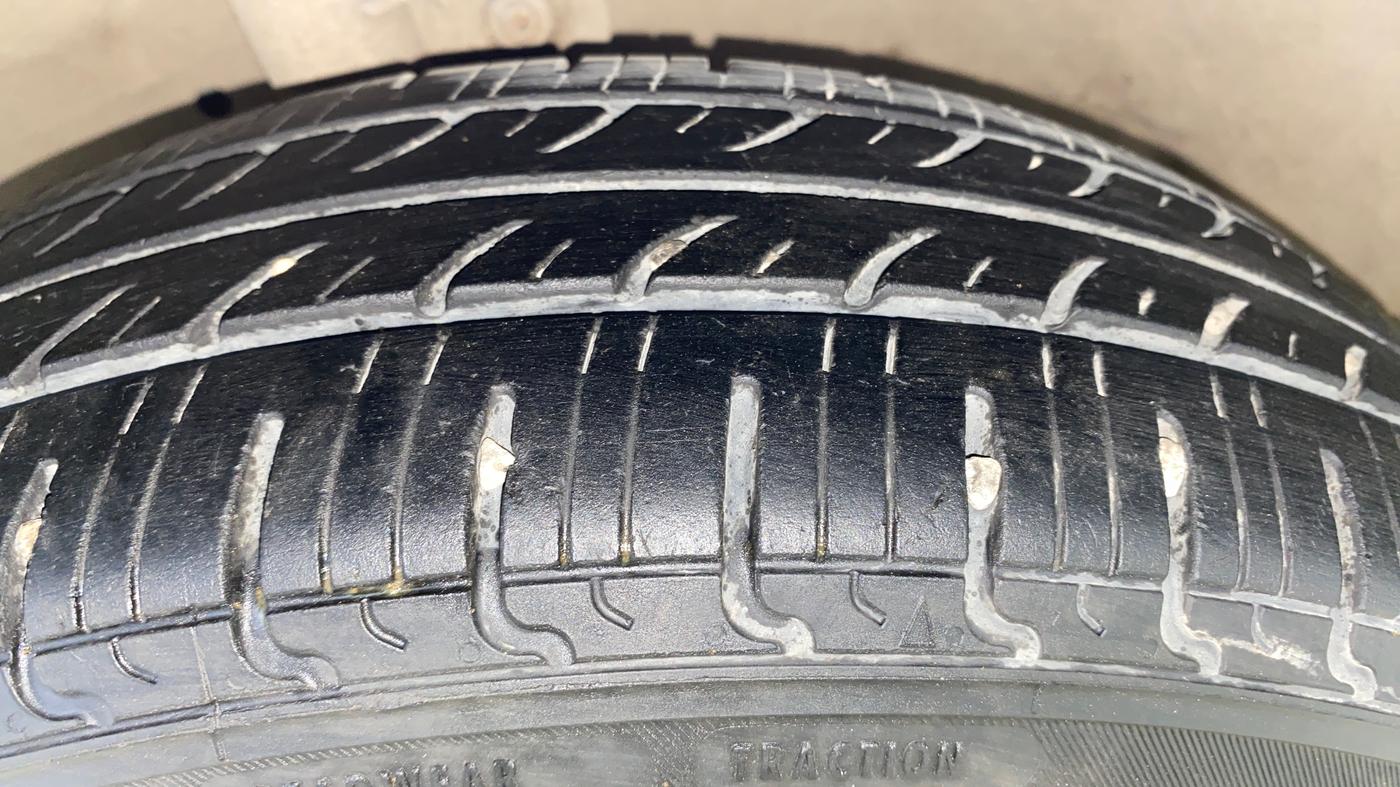 2020 Maruti Celerio VXI (O) CNG, CNG, Manual, 1,15,376 km, Left Front Tyre Tread