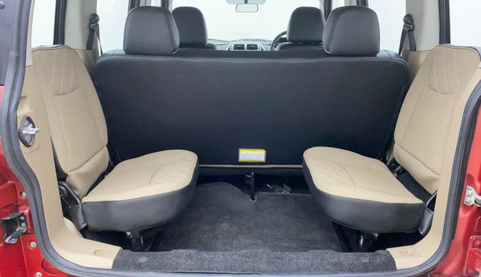 2018 Mahindra TUV300 T10 AMT, Diesel, Automatic, 34,771 km, Third Seat Row ( optional )