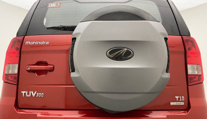 2018 Mahindra TUV300 T10 AMT, Diesel, Automatic, 34,771 km, Spare Tyre