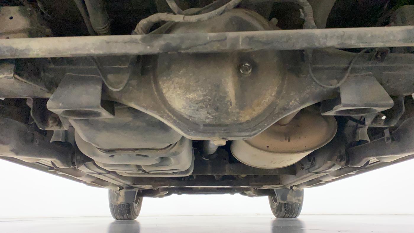 2018 Mahindra TUV300 T10 AMT, Diesel, Automatic, 34,771 km, Rear Underbody