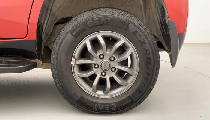 2018 Mahindra TUV300 T10 AMT, Diesel, Automatic, 34,771 km, Left Rear Wheel