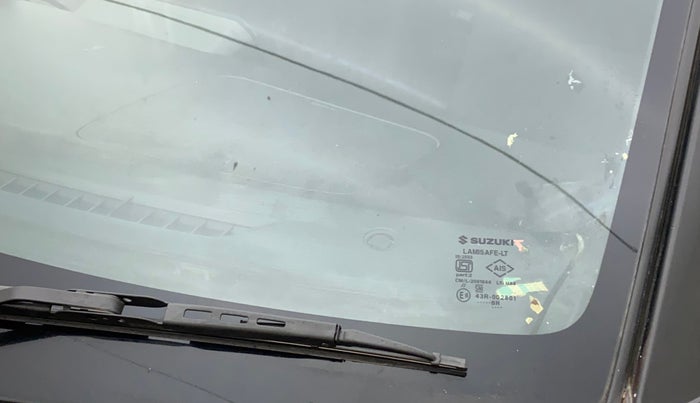 2017 Maruti IGNIS ALPHA 1.2 AMT, Petrol, Automatic, 70,510 km, Front windshield - Minor spot on windshield