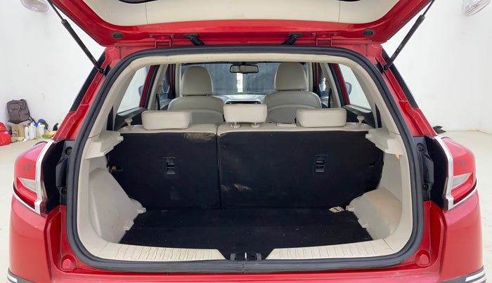 2019 Mahindra XUV300 W8 (O) 1.5 DIESEL, Diesel, Manual, 46,678 km, Boot Inside