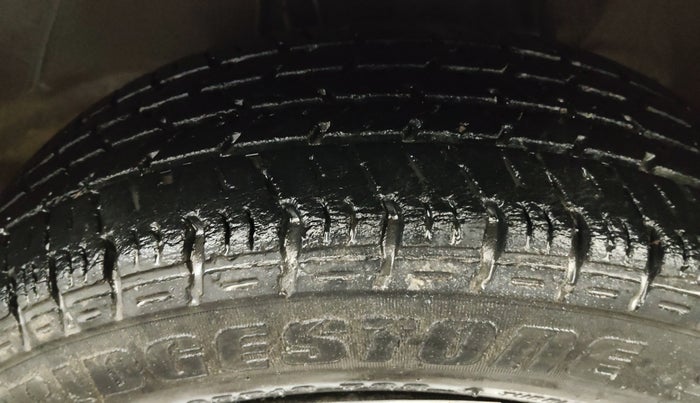 2019 Maruti Alto K10 VXI, CNG, Manual, 38,215 km, Left Front Tyre Tread