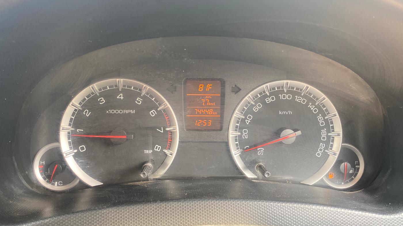 2012 Maruti Swift ZXI, Petrol, Manual, 74,425 km, Odometer Image