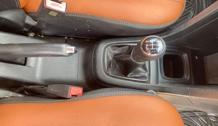 2012 Maruti Swift ZXI, Petrol, Manual, 74,425 km, Gear Lever