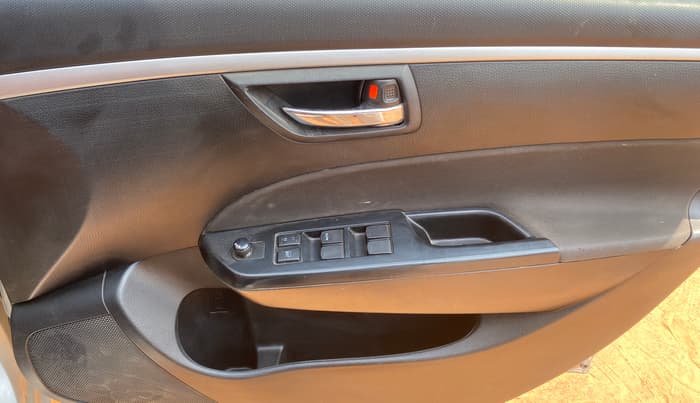 2012 Maruti Swift ZXI, Petrol, Manual, 74,425 km, Driver Side Door Panels Control