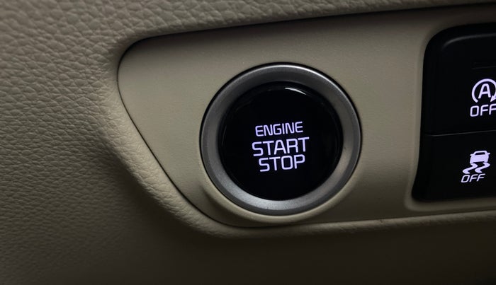 2023 KIA CARENS LUXURY 1.5 TURBO PETROL IMT 7 STR, Petrol, Manual, 29,644 km, Keyless Start/ Stop Button